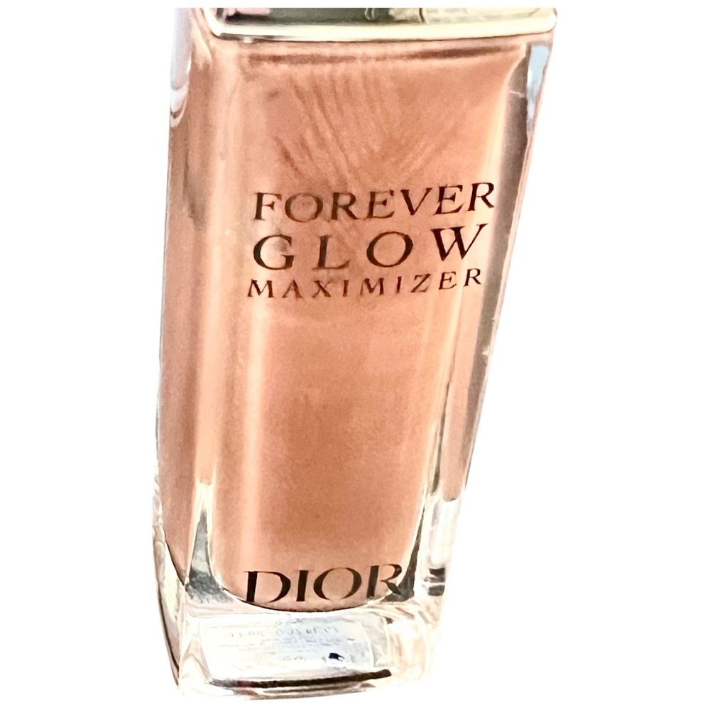 Dior Forever Glow Maximizer - Face Highlighter -PEACHY
NWOB
FULL SIZE